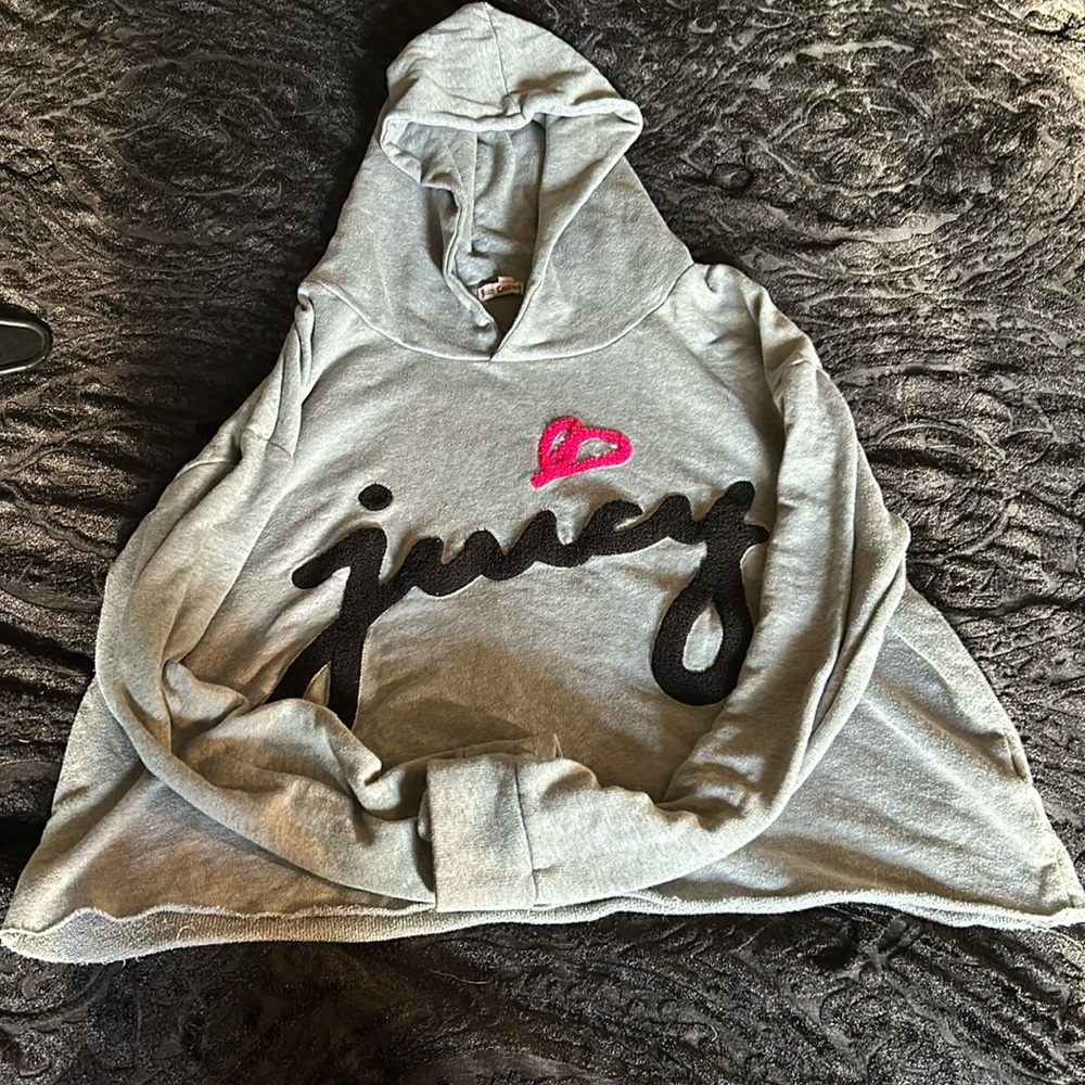 Juicy couture crop top long sleeve